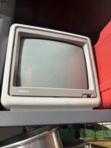 Tv radio SEMP 10 polegadas retrô
