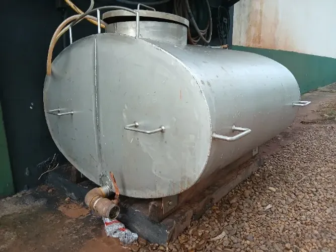 Tanque Inox 1000L para caçamba de caminhonete