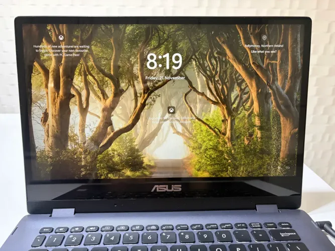 ULTRA BOOK Intel core I7 semi novo