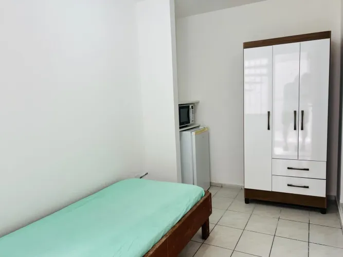 Linda Suíte no bairro Estreito Florianópolis - somente mulheres