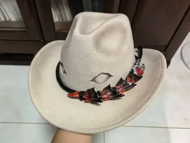 Fedora Dante Cosplay