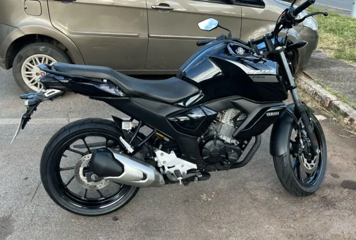 FAZER FZ15