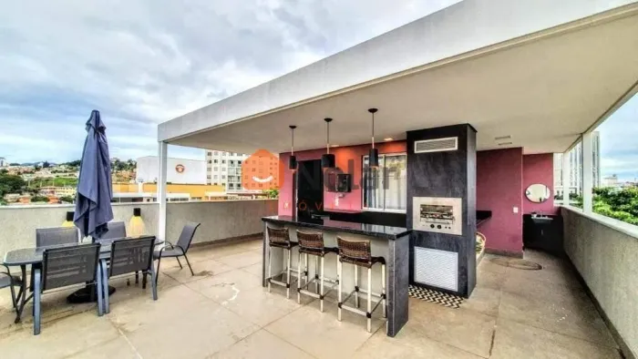 Cobertura De 3 quartos com suíte e 2 vagas no Bairro Fernão Dias em Belo Horizonte MG