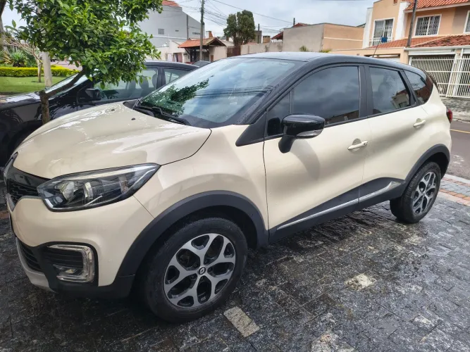 Renault Captur Intense 1.6 16V Flex 5P Aut. 2019