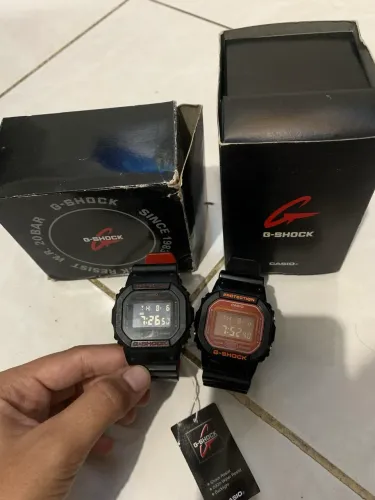 2 relógios de g shock novos originais
