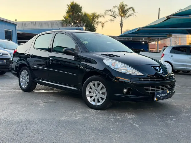 Peugeot 207 Sedan Passion XS 1.6 Flex 16V 4P 2010