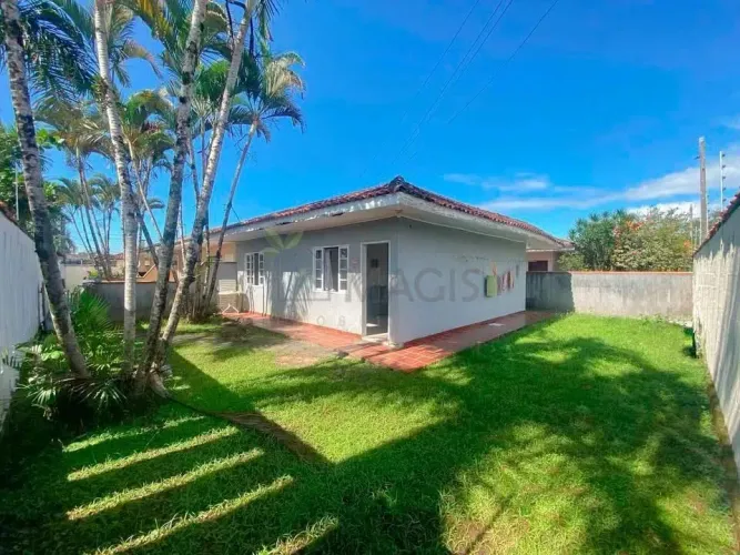 Casa Litoral Paraná | 2 Quartos, Praia a 2 Quadras, Condomínio Seguro | Pontal do Paraná
