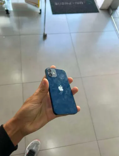 iPhone 12 mini vendo ou troco
