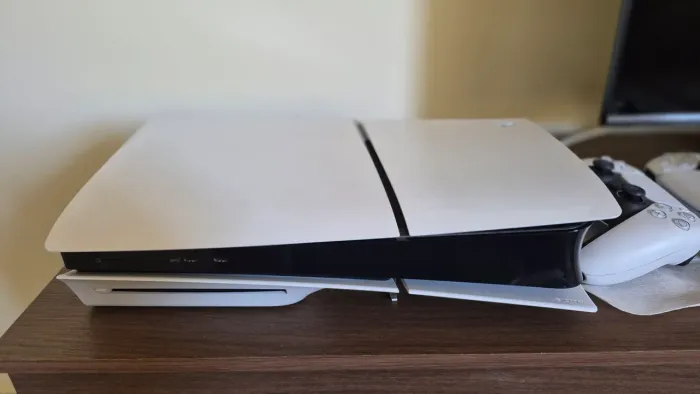 PlayStation 5 Slim com disco ( Caixa , Nota fiscal, 2 controles )