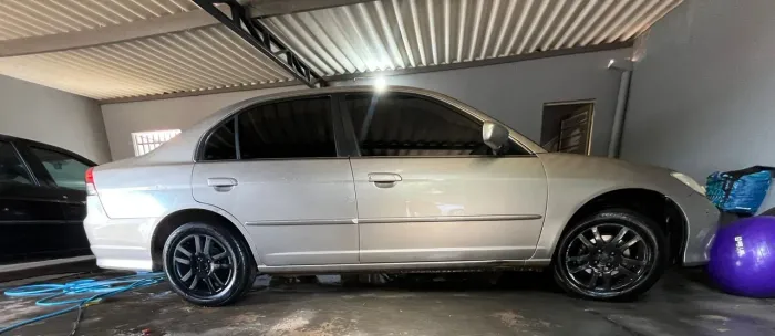 Honda Civic Sedan LXL 1.7 16V 130cv AUT 4P 2006