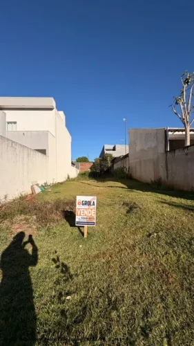 TERRENO Á VENDA JARDIM ARAUCARIA CAMPO MOURÃO / 245 METROS