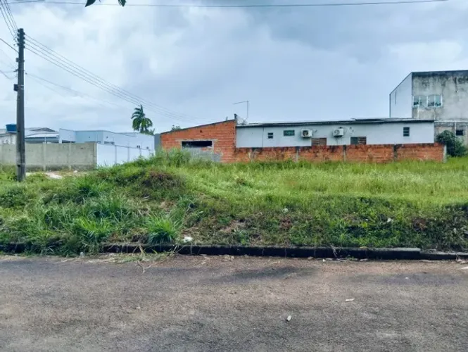 Terreno Titulado em Santana/AP - 337m² - R$ 80 Mil