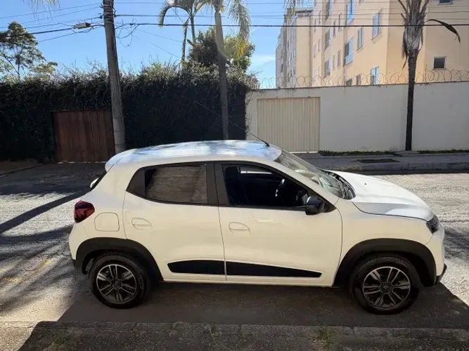 Renault Kwid Intense 1.0 Flex 12V 5P Mec. 2024