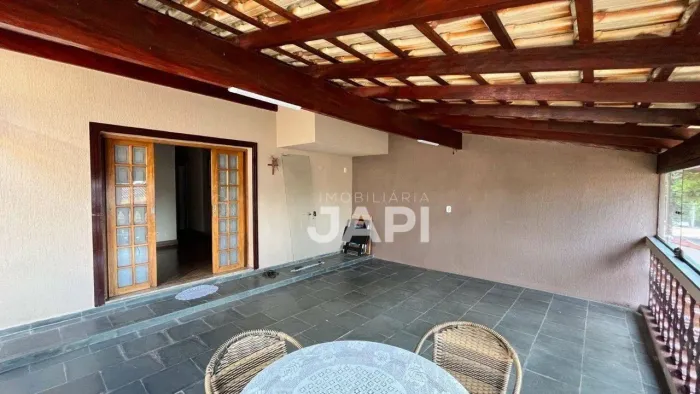 Casa com 3 dormitórios à venda, 133 m² por R$ 585.000,00 - Eloy Chaves - Jundiaí/SP