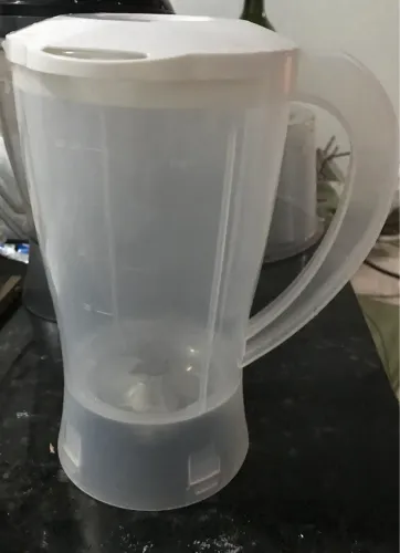 Copo de liquidificador Mondial e Britânia