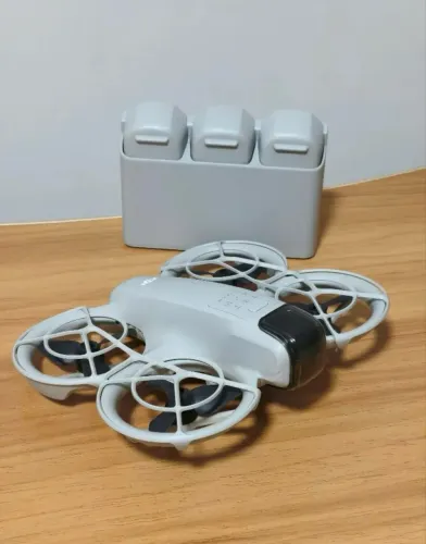 Drone DJI com Hub 3 baterias e Case Impecável