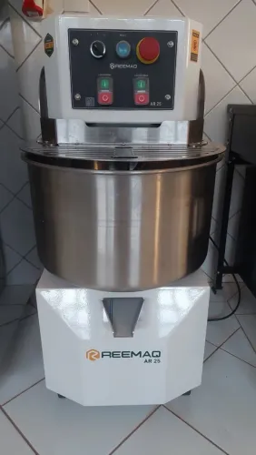 Masseira profissional Reemaq
