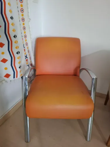 2 poltronas laranja _ ótimo estado