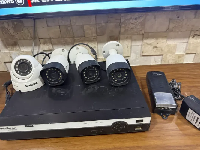 Kit 4 câmeras Intelbras + DVR 500gb Intelbras + fonte Intelbras