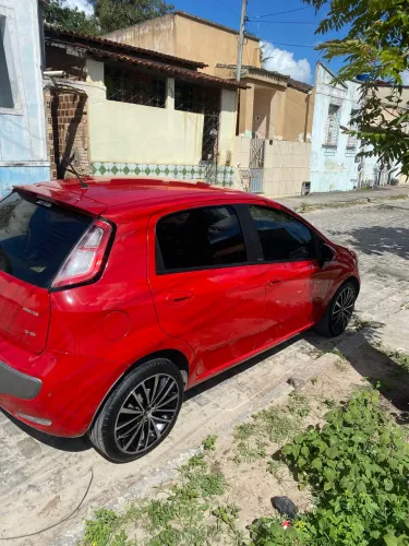 Fiat Punto Essence 1.6 Flex 16V 5P 2013
