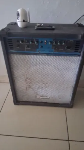 Caixa amplificada