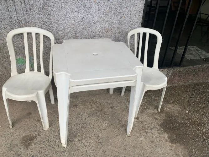 Conjunto para lanchonete - 4 banquetas + 2 mesas + 7 cadeiras 