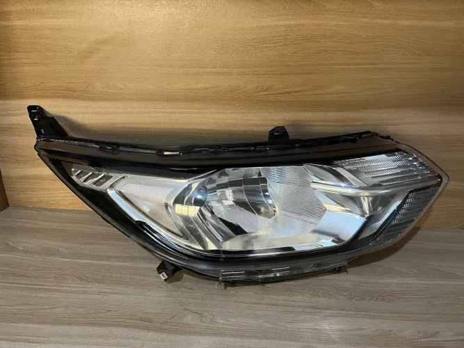 Farol Direito Chevrolet Spin Original 2019 2029 2021 2022 2023 2024 Sem Led