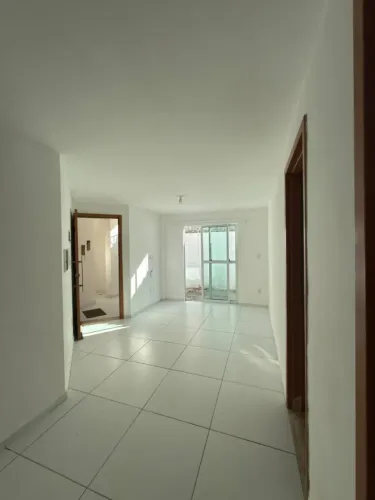 Apartamento Para Alugar com 2 quartos no Manaira em João Pessoa