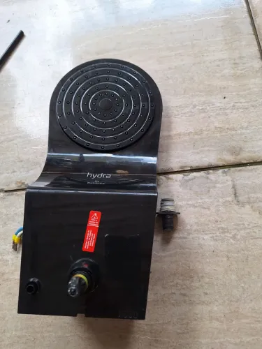 2 chuveiros eletricos 127V - venda apenas dos dois