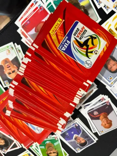 10 PACOTES LACRADOS - COPA DO MUNDO 2010 PANINI