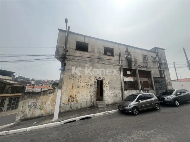 Prédio inteiro à venda com 315 m² em Parque Casa de Pedra, São Paulo