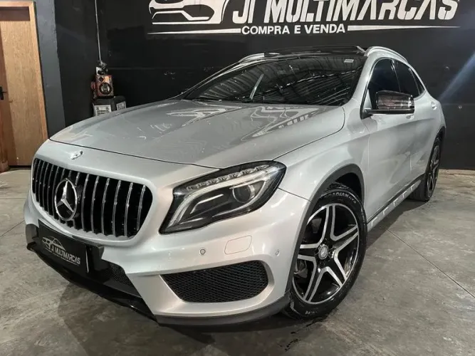 Mercedes-Benz GLA 250 Sport 2.0 TB 16V 4X2 211cv Aut. 2015
