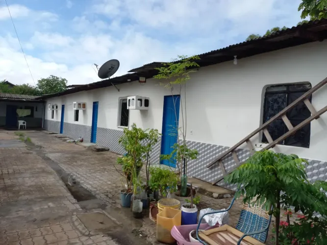 Aluga-se apartamento