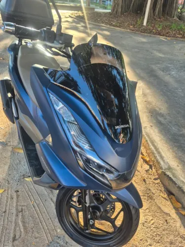 PCX, unica dona, km baixo 12,200, linda . Abaixo da FIPE 18,500,00