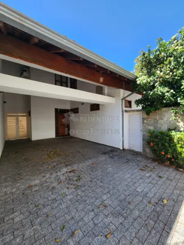 Nova redentora, casa com 04 dormitórios todos com armários, sendo 01 suíte Master com clos