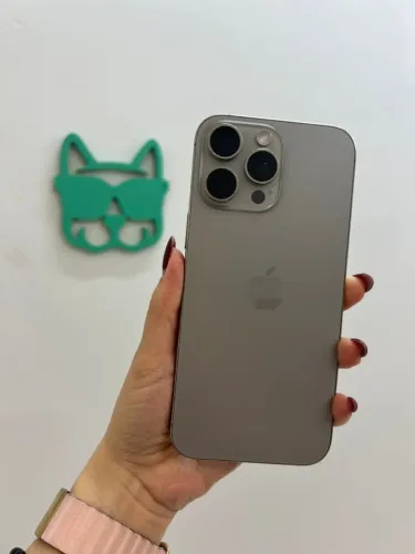 iPhone 16 Pro Max 512GB Natural Seminovo 89% com caixa - Retire em loja física na Savassi