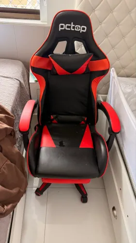 Cadeira gamer com a base quebrada