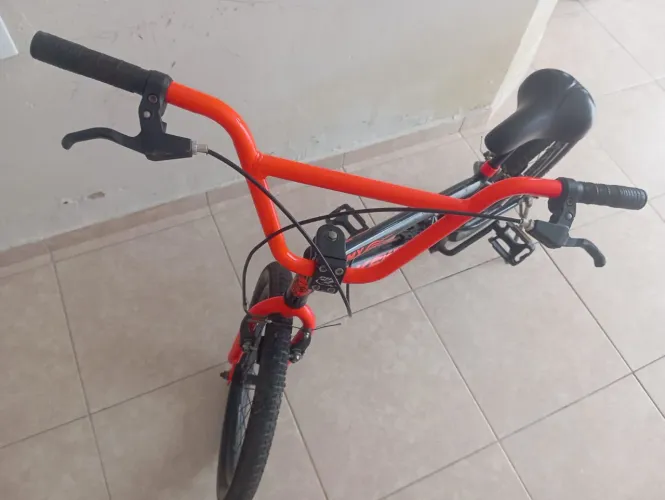 Vendo !  Revisada apenas 8 meses de uso! 350 reais