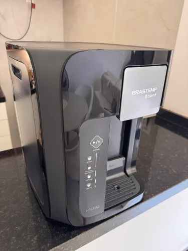 Máquina de Bebida Brastemp Un.plug B.blend