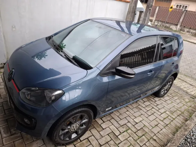Volkswagen Up! RUN I Motion 1.0 Total Flex 12V 5P 2017