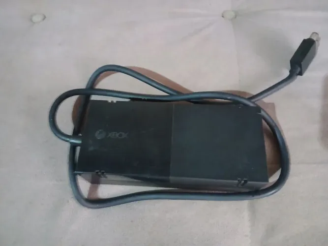 Fonte original Xbox one fat