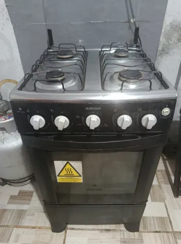 Fogão Itatiaia usado em boas condições 4 bocas