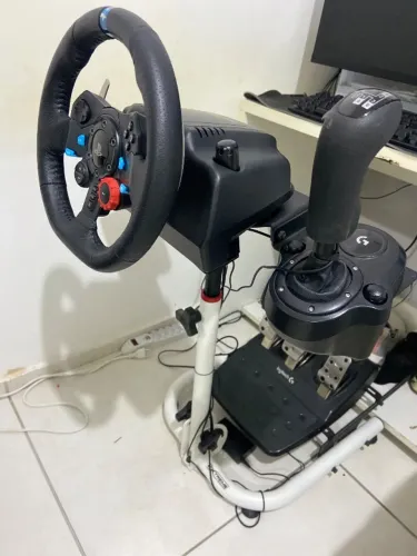 Volante g29 completo com suporte e manopla Scania 
