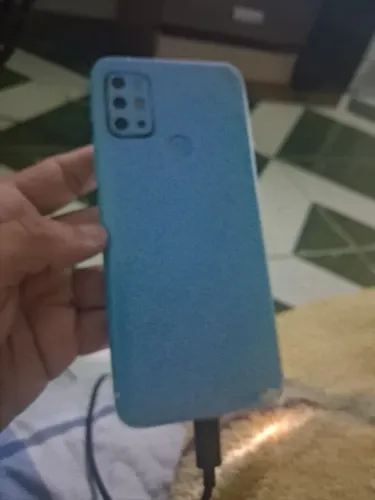 Moto g20 tela quebrada mais funcionando normal