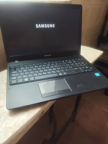 Notebook Samsung 10gb ram SSD bateria boa