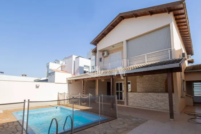 Sobrado com 3 quartos, 190 m² - venda por R$ 1.150.000 ou aluguel por R$ 6.800/mês - Condo