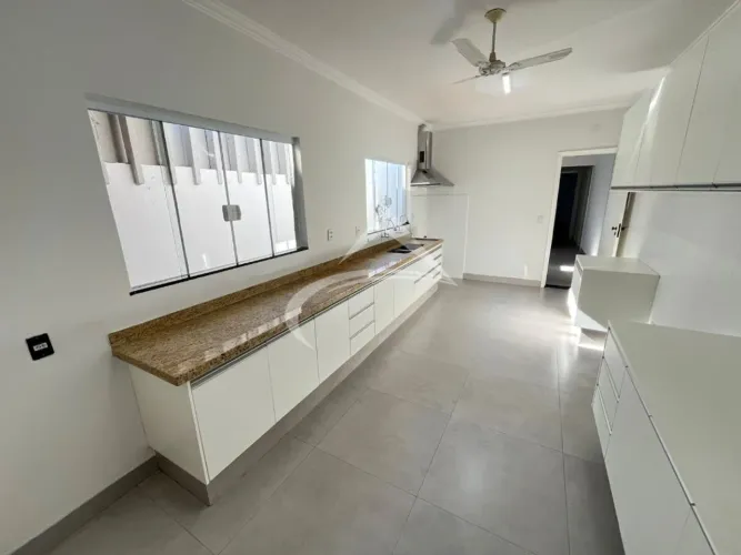 Casa para Venda e Locação no Bairro Icaray Araçatuba/SP