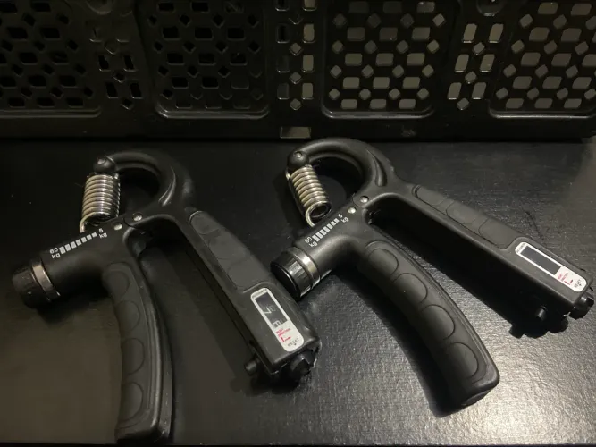 2 Hand Grip ajustável ( fortalecedor de mão e antebraço).