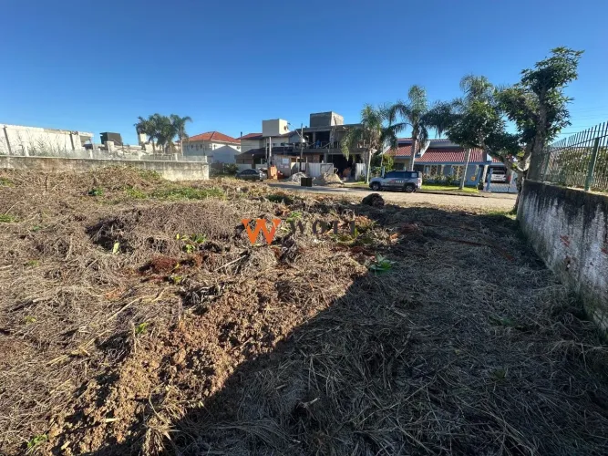 Terreno plano com escritura pública na praia da Daniela