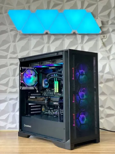 PC GAMER RYZEN 7 5700X/ B550M GAMING PLUS/ RX 7700 XT 12GB XFX